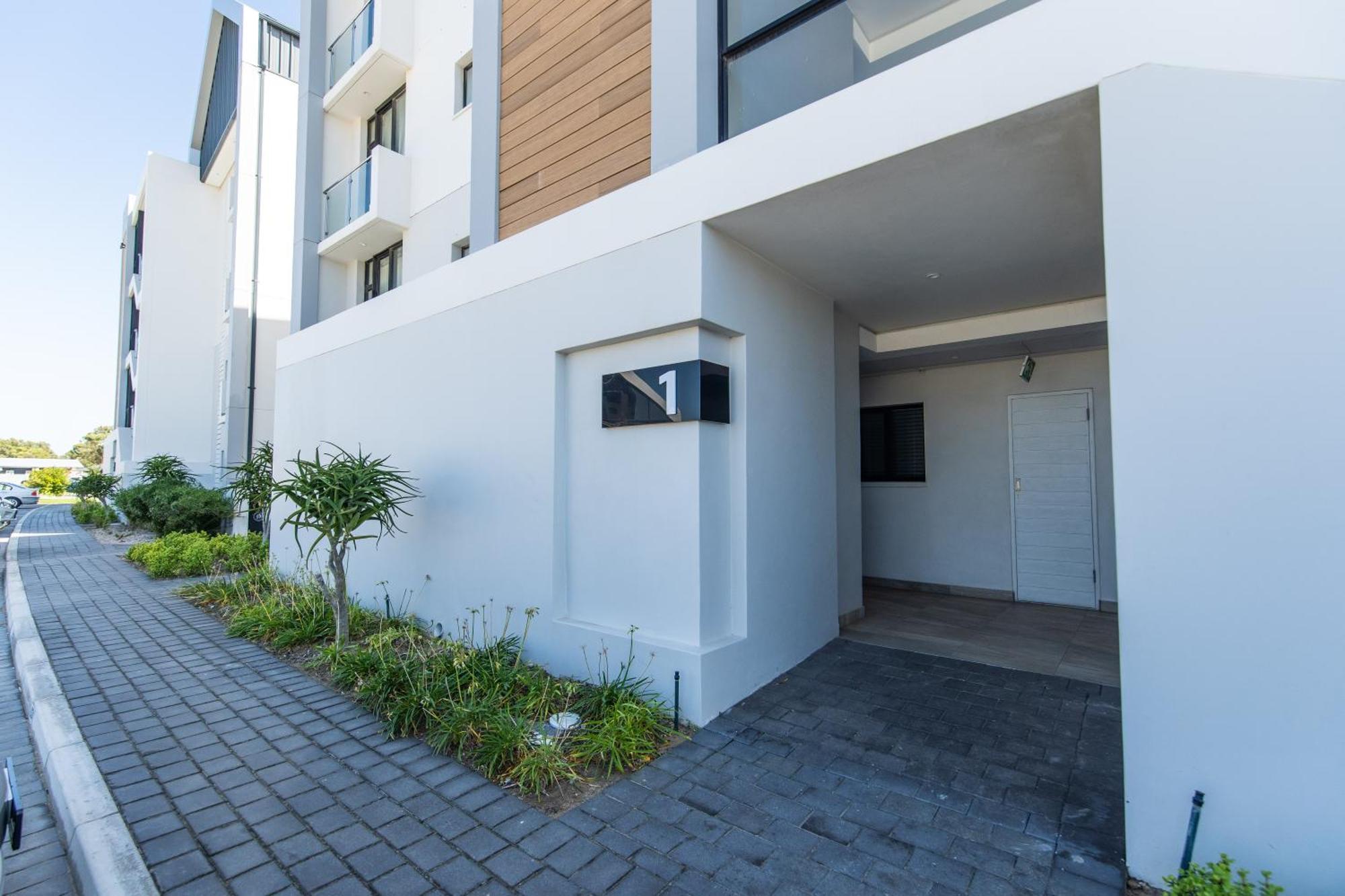 Cozy Modern Apartment At Bellamare Port Elizabeth Ngoại thất bức ảnh