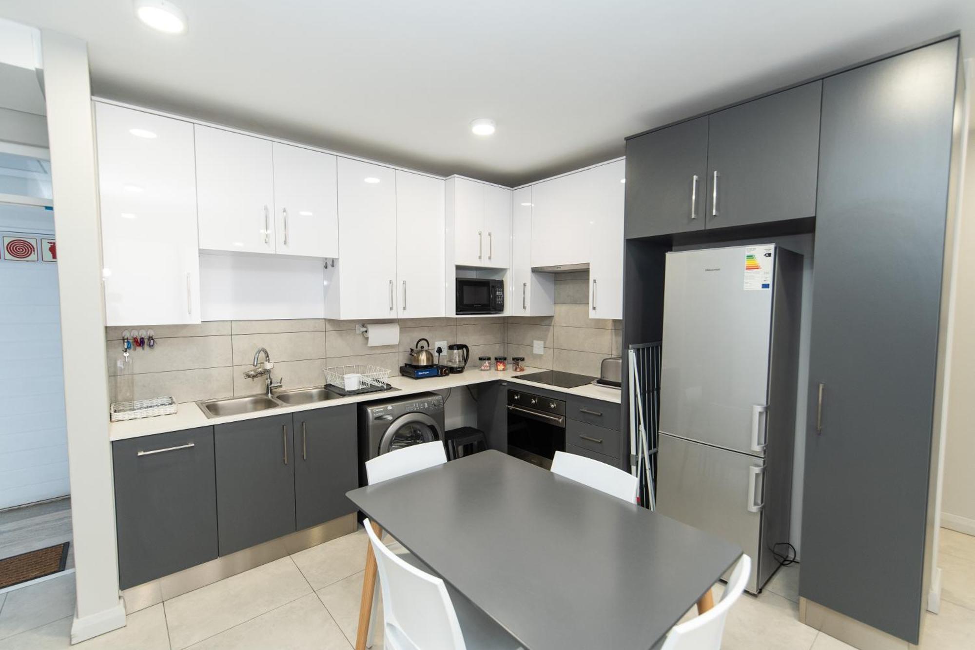 Cozy Modern Apartment At Bellamare Port Elizabeth Ngoại thất bức ảnh