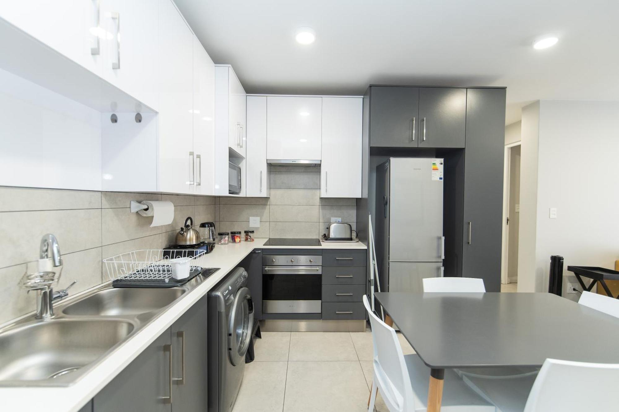 Cozy Modern Apartment At Bellamare Port Elizabeth Ngoại thất bức ảnh